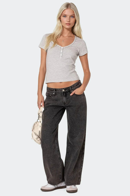 ✦ Aria Low-Rise Wide Leg Jeans