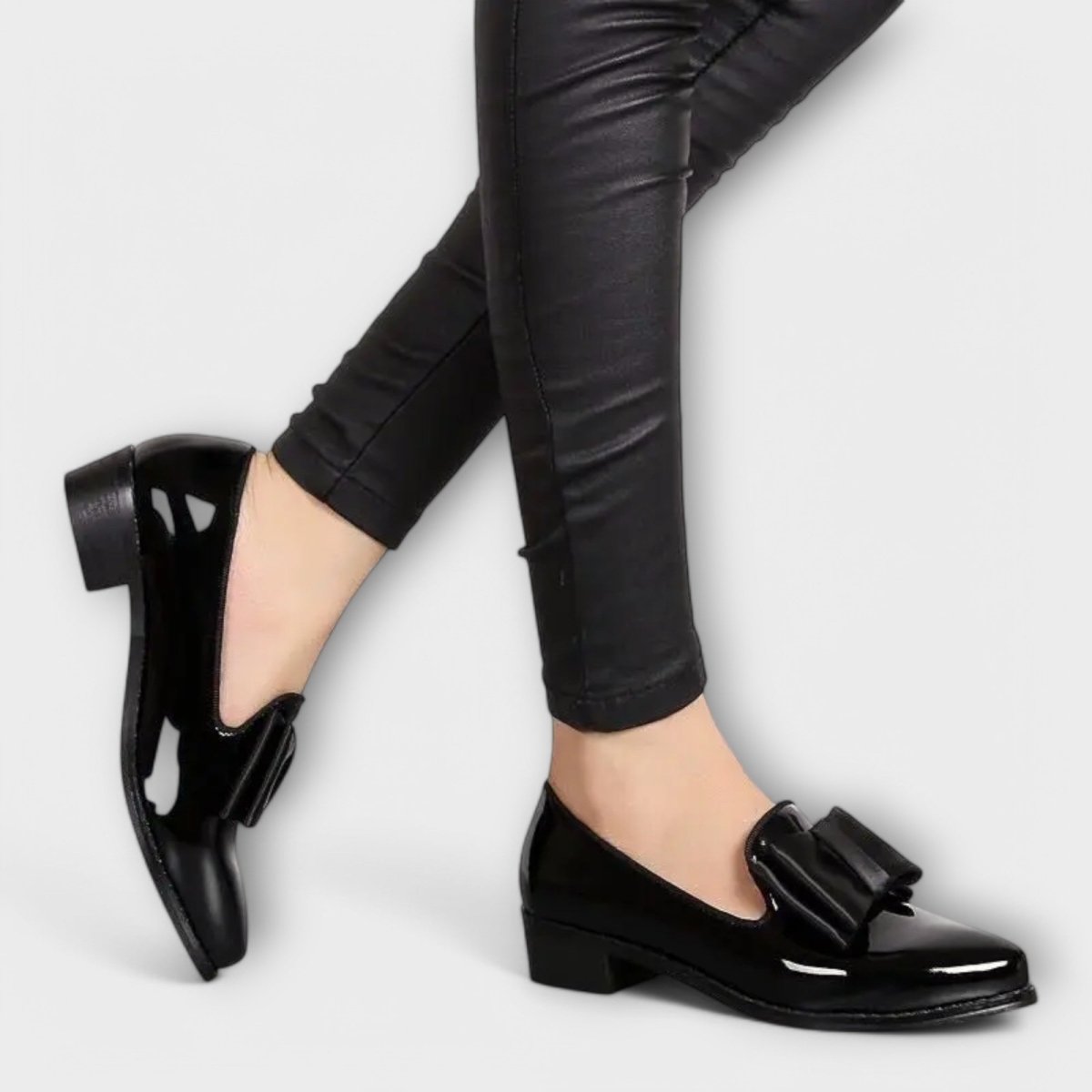 Glossy Bow Flats
