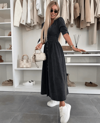 Ivanka - Stunning Denim Dress